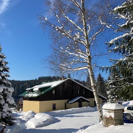 Penzion Petra, Harrachov Aparthotel Esterno foto