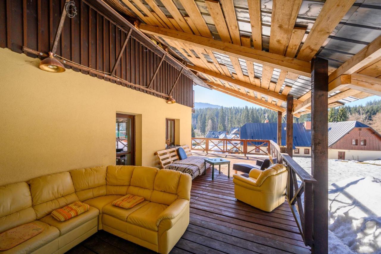 Penzion Petra, Harrachov Aparthotel Esterno foto