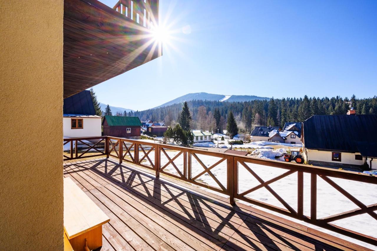 Penzion Petra, Harrachov Aparthotel Esterno foto