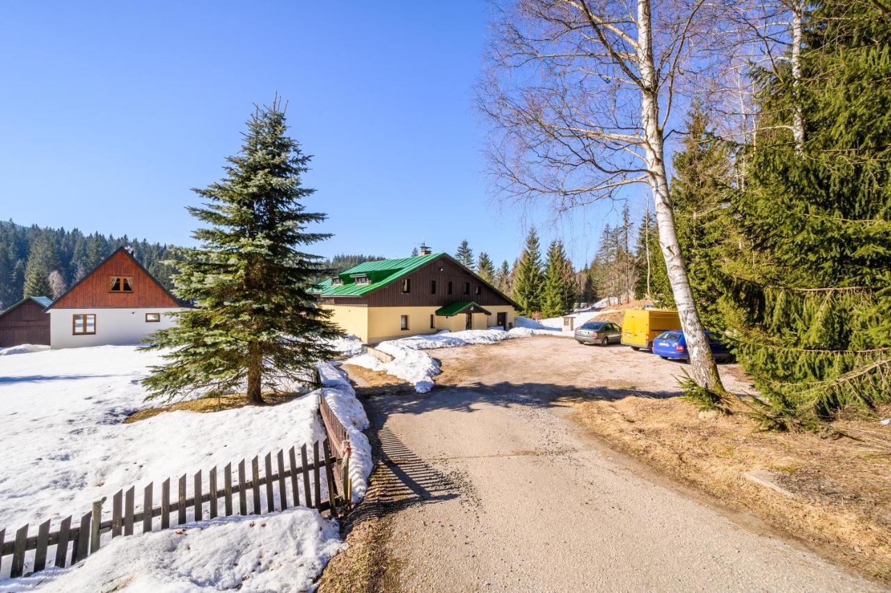 Penzion Petra, Harrachov Aparthotel Esterno foto