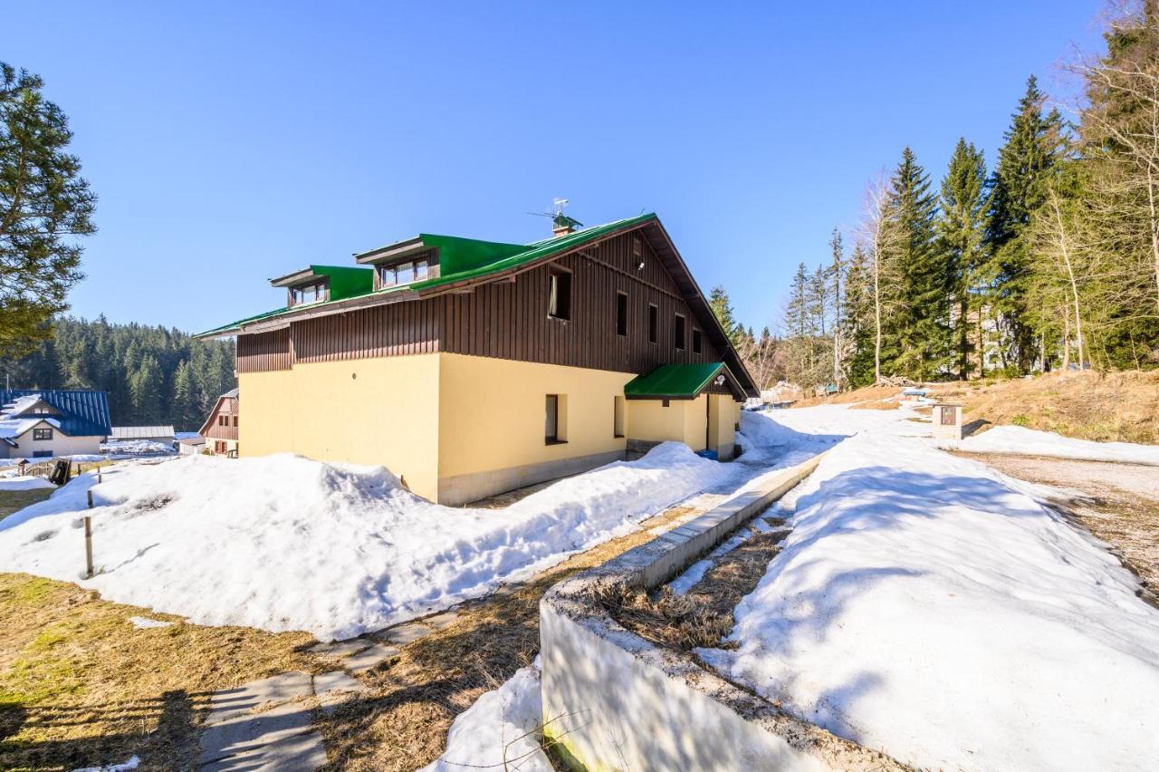 Penzion Petra, Harrachov Aparthotel Esterno foto